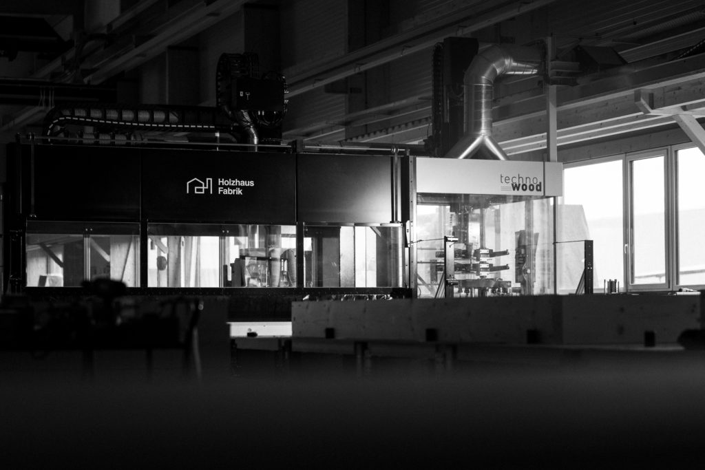 Holzhausfabrik Fabrikgebäude Innen